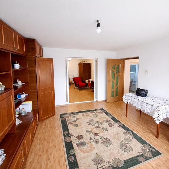 Casă de vânzare în Focșani – confort, liniște și acces facil - 1