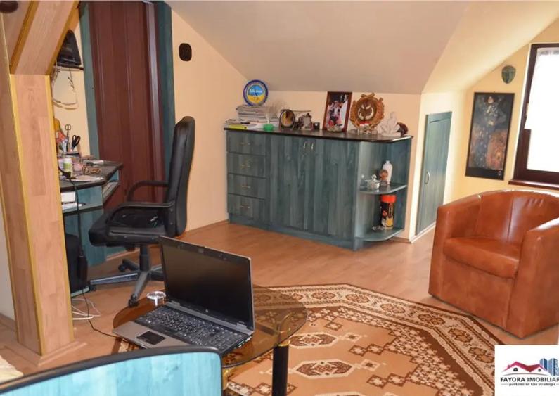 Casa si Spatiu Comercial de Zona Semicentrala - 3