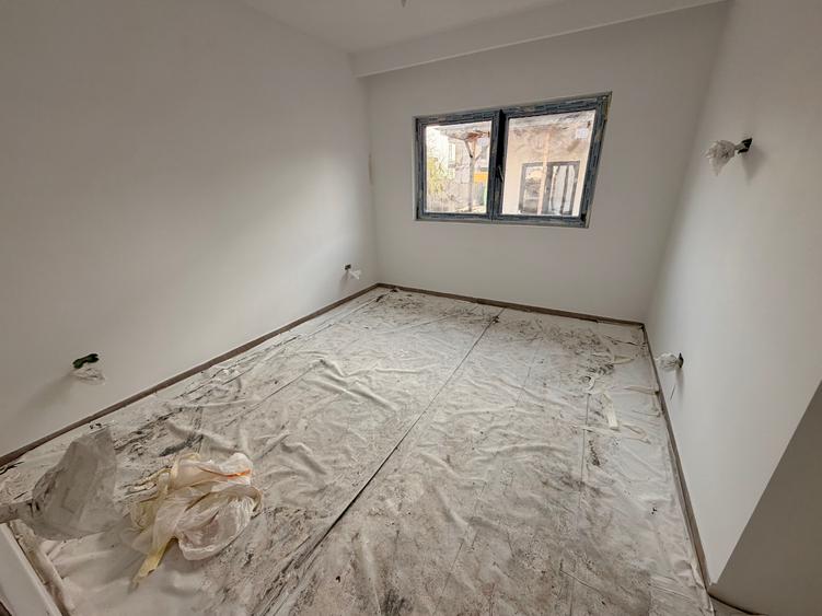 Casa individuala P+1+Pod. 5 cam. Util 160mp. Teren 390mp - 13