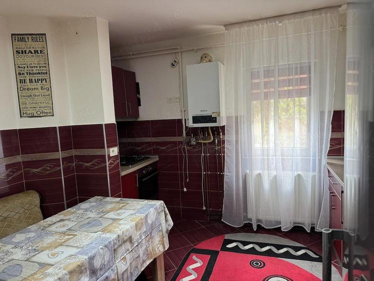 Inchiriez apartament 3 camere - 8