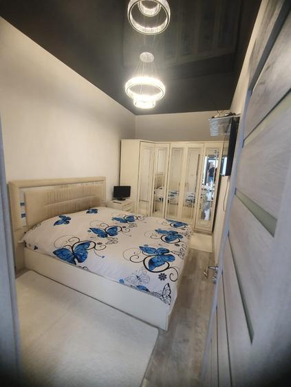 Tomis 2-casa 4 camere decomandate - 3