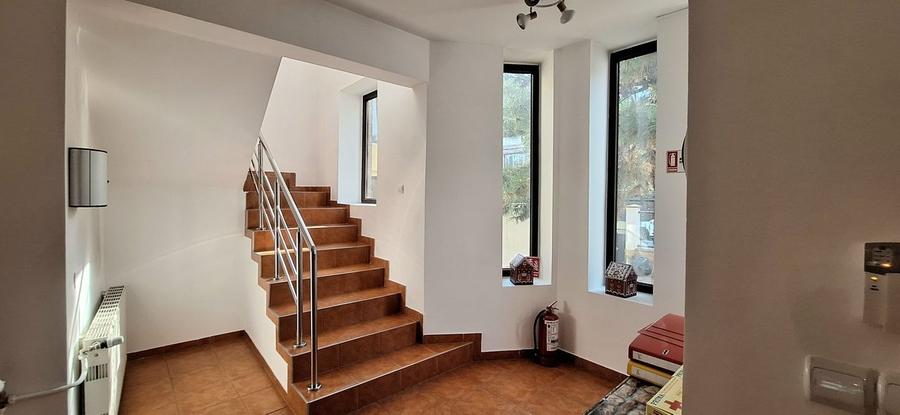 Imobil in zona Bucovina -pretabil sediu firma/clinica/etc - 2