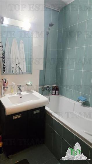 Apartament luminos cu 3 camere in zona Crangasi- pozitie excelenta,disponibil im - 10