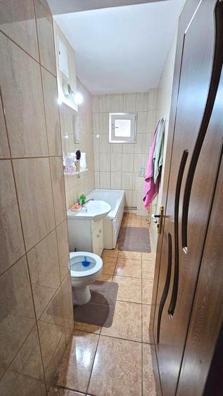 Apartament 3 camere, etaj 3/4, CT, geam baie, Alexandru - Piata Voievozilor - 7