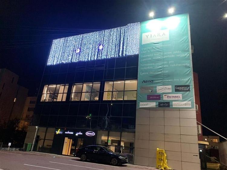 Cladire de birouri cu 6 niveluri in Otopeni - 1