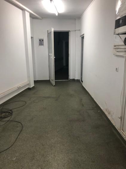 Călărași Închiriez casa Individuala parter 430 mp curte 100 mp centrală proprie - 8