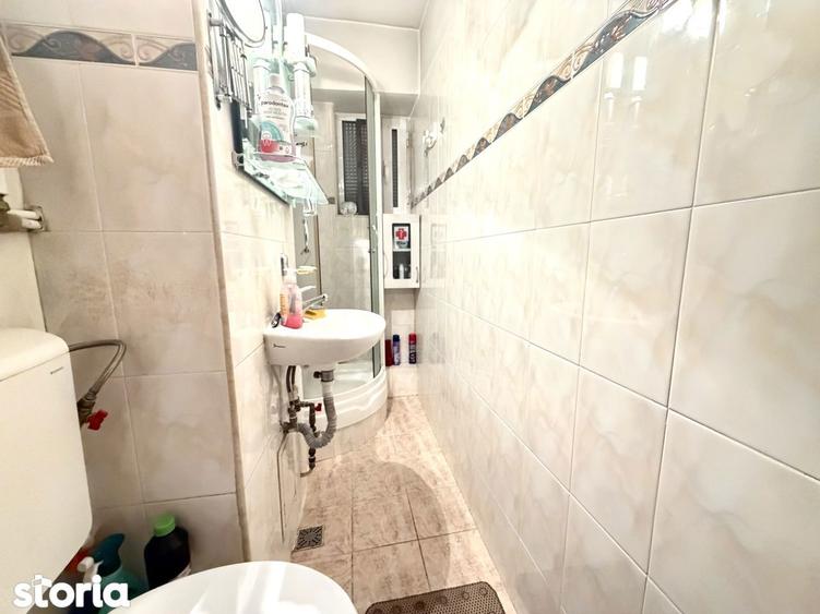 4 camere, et 3, bloc 1981, 101 mp - Cascada, str 9 Mai - 15