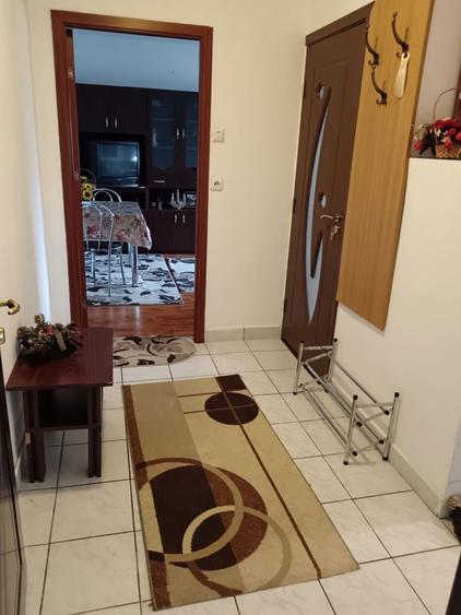 Inchiriez apartament 2 camere,Nufaru - 3