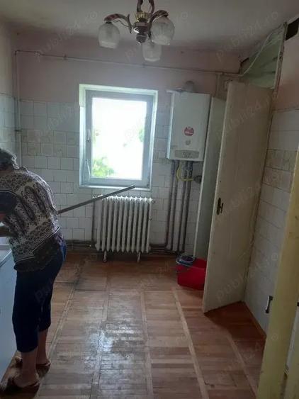 apartament de vanzare - 2