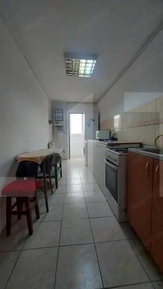 Apartament 3 camere decomandate I Vedere superba la lac - 4