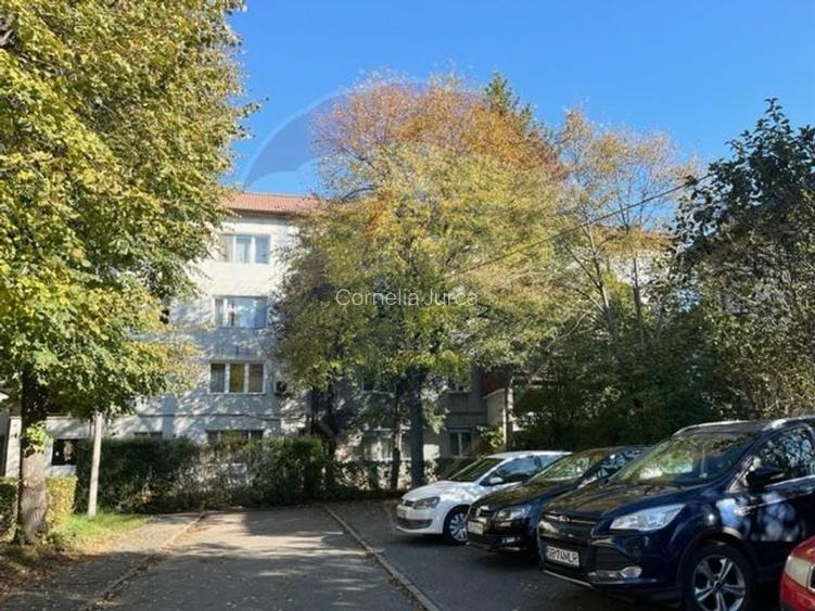 Apartament cu 2 camere, etaj 1,  str. Ceferistilor Apartament cu 2 camere, etaj 1,  str. Ceferistilor