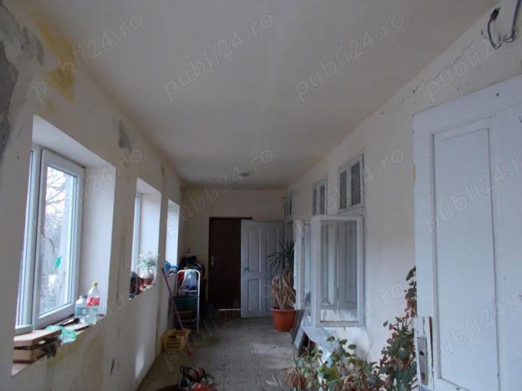 Casa batraneasca, langa Timisoara, Padureni, 3 camere, dependinte, 257mp, teren 1040mp - 1