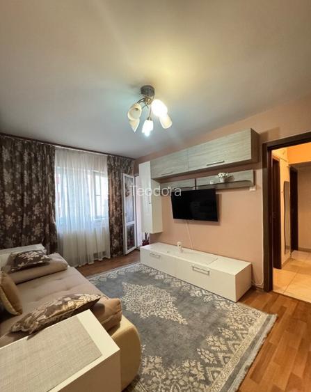 Proprietar, inchiriez apartament 2 camere P-ta Resita Proprietar, inchiriez apartament 2 camere P-ta Resita