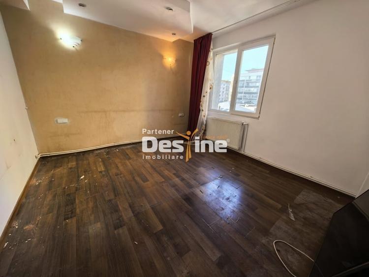 Piata Unirii -  Apartament cu 2 camere 48 mp decomandat, balcon, geam la baie - 7