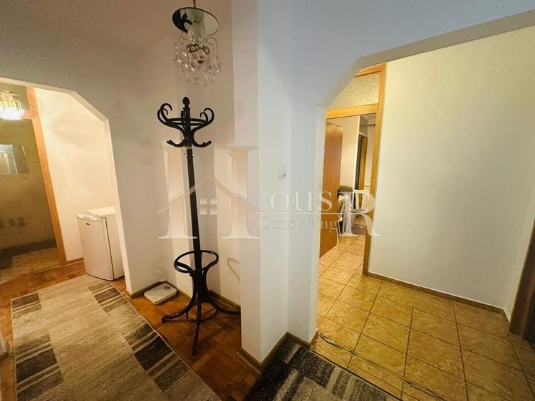 Decomandat. Vedere pe 2 parti. Centrala proprie. - 12