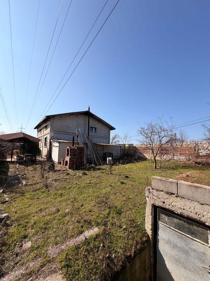Casa de vanzare in Craiova spatioasa - 3