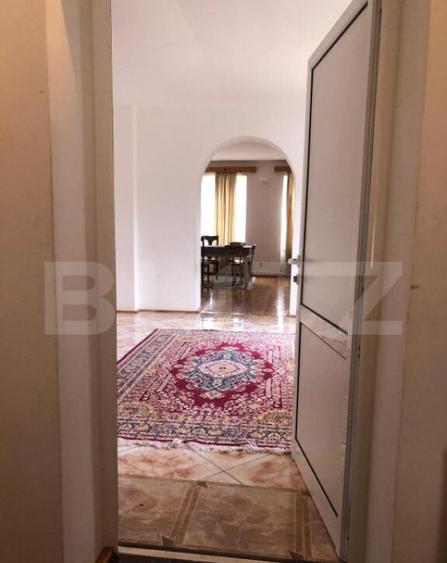 Casa de vanzare, cu 7 camere, 350 mp u & 2850 mp teren - 10