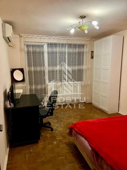 Apartament cu 3 camere decomandat, mobilat în Tipografilor Apartament cu 3 camere decomandat, mobilat în Tipografilor