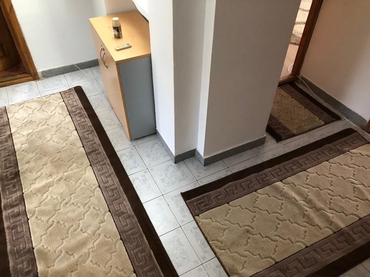 Ofer spre inchiriere apartament cu 3 camere Botosani - 2