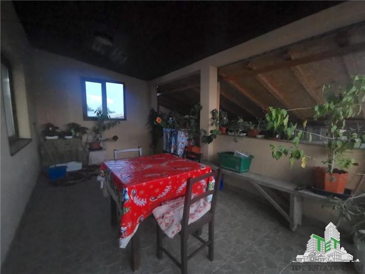 Vila 5 camere regie proprie cu gradina/garaj in Bacu (Joita) - 8