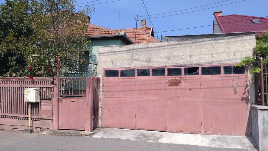 Vand casa cu 3 camere in cartierul Dambul Rotund - 11