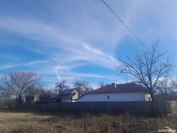 Casa de vanzare cu teren mare in satul Bolovani, 45km Bucure?ti - 5
