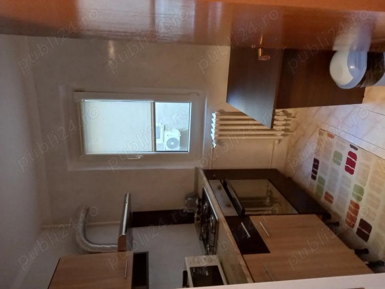 Inchiriez apartament - 2