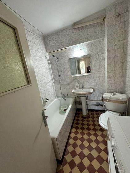 Apartament 2 camere decomandat Nicolina - 7