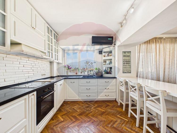 Apartament de 3 camere cu priveliste - zona Stefan Cel Mare - 1