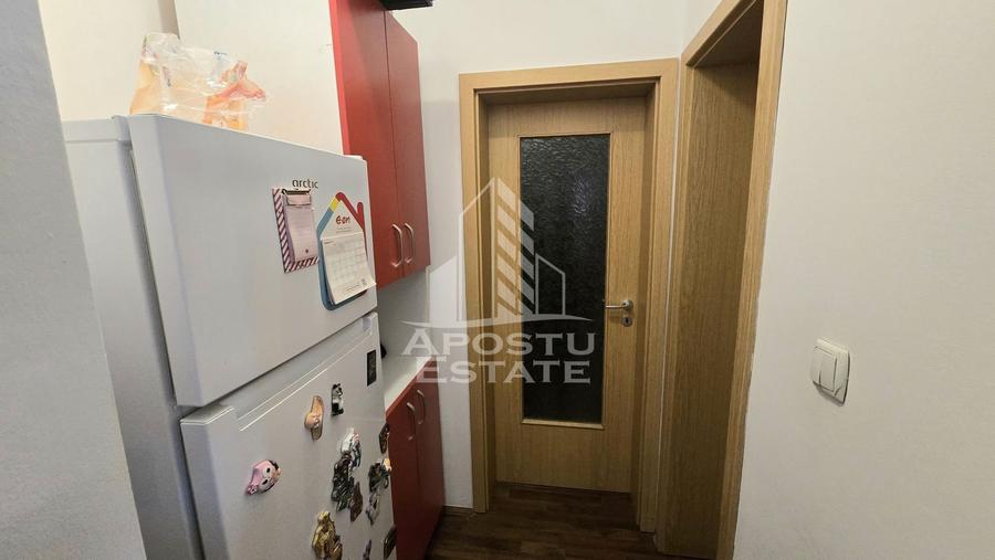 Apartament cu 3 camere, centrala proprie, zona Aradului - 4