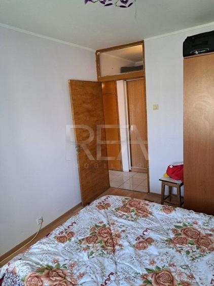 Apartament 3 camere, decomandat- Str Liniei, Gorjului - 2