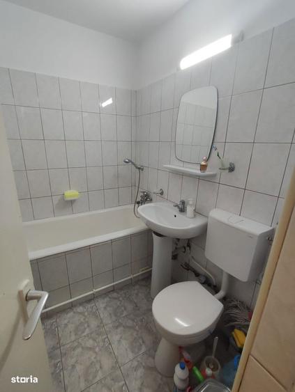 Apartament 2 camere, balcon, Tomis III - 2