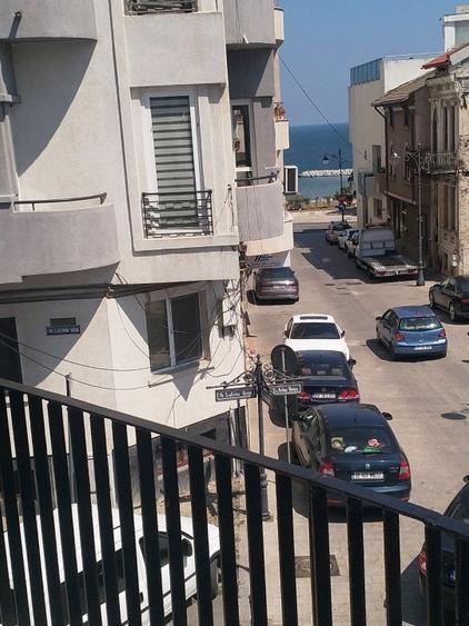 Apartament cu 3 camere semidecomandat, mobilat în Ultracentral