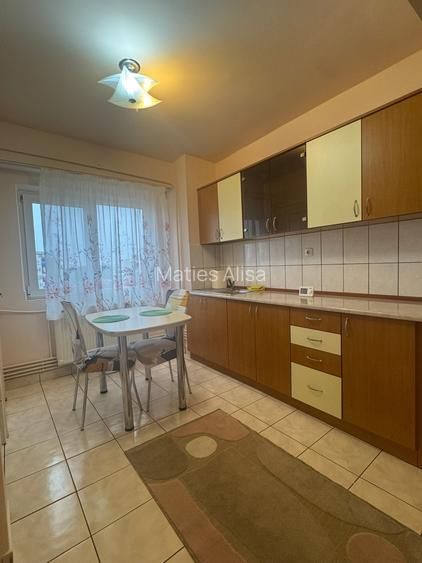 2 camere l centrala proprie l Simion Barnutiu