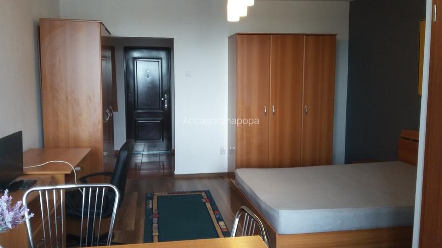 Inchiriez apt 1 camera Circumvalatiunii Mega Image Inchiriez apt 1 camera Circumvalatiunii Mega Image