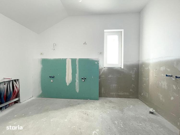 Duplex 4 camere despartit prin scara Central Mosnita Veche - 4