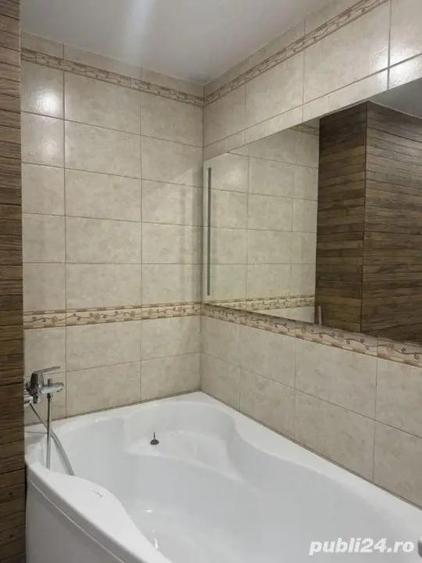 Apartament cu 3 camere de vanzare in zona Stefan Cel Mare - 2