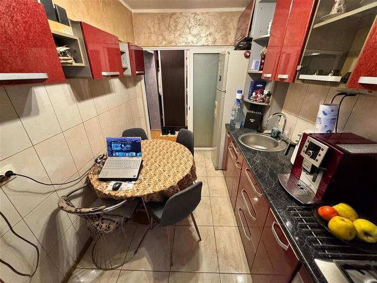 Apartament 2 camere, parter, zona Garii, 43mp, mobilat si utilat - 1