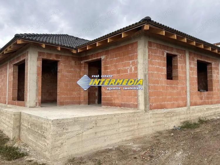 Casa Noua pe un nivel I la rosu I 4 camere I 380 mp Teren I UTILITATI I - 7