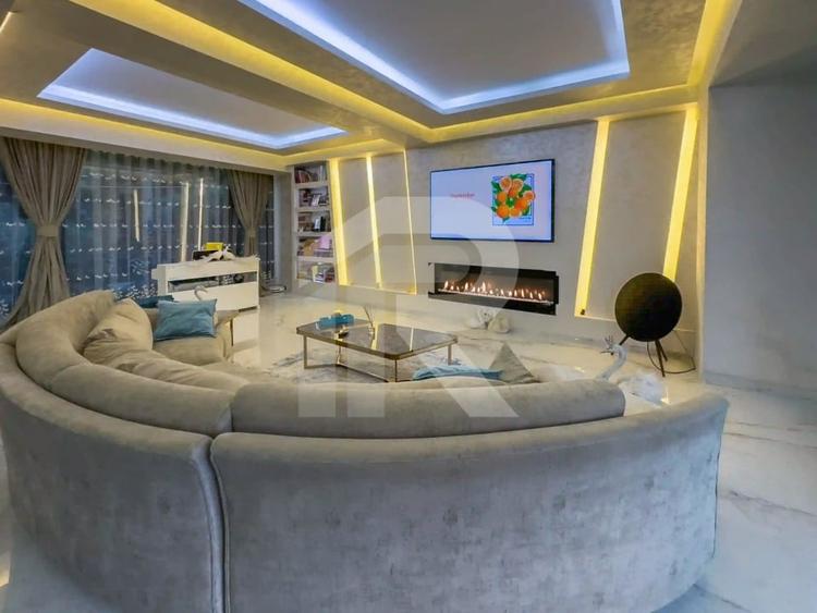 Pe Malul Snagovului, Unde Luxul Devine Cotidian - 11