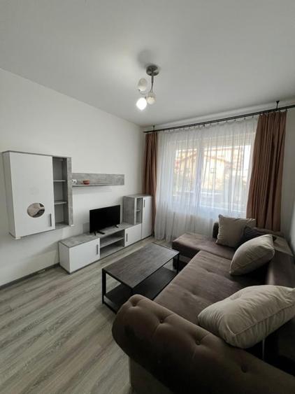 Inchirierz Garsoniera  Militari Residence strada Rezervelor - 3