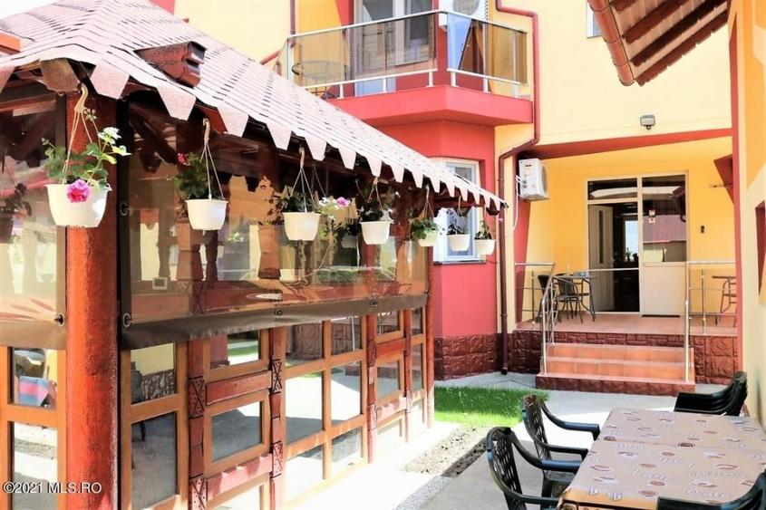 Mamaia Nord - Langa Mare, pensiune la cheie, 11 camere, 9 bai! - 33