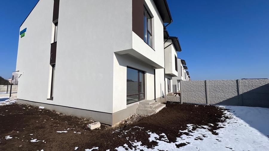 Complex rezidențial de vile individuale și duplexuri | Circuit închis | 220 mp - 3