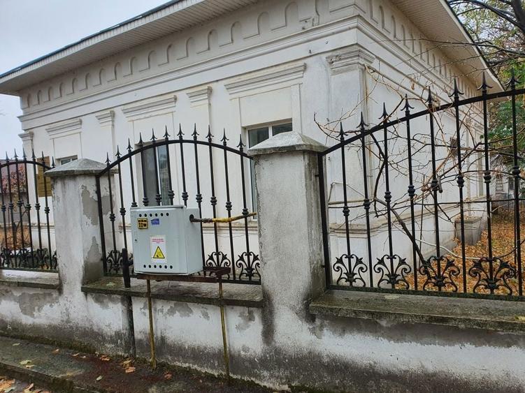 Casa boiereasca ultracentral teren 3032 m2 teren - 2