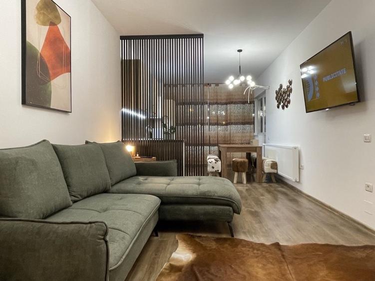 Apartament cu 3 camere decomandat în Spitalul Județean