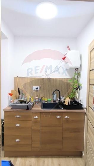 Spațiu comercial de inchiriat - 32