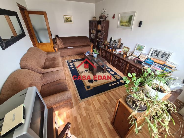 Ap 4 cam in Campina ultracentral--115.000e - 2