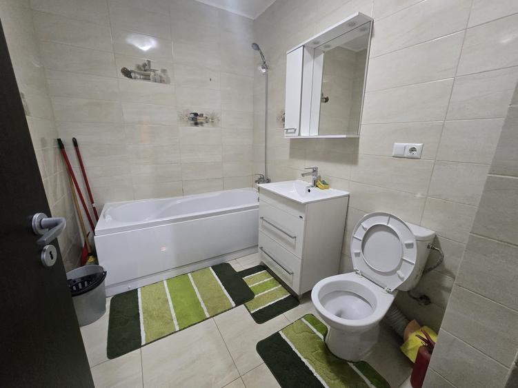 Apartament cu 3 camere decomandat, mobilat în Popas Păcurari