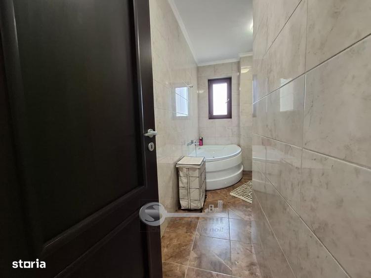 Apartament cu 3 camere decomandat în Cug