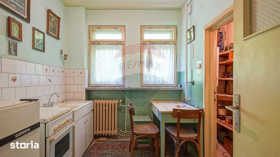 Garsonieră decomandată, mobilată în Dârste